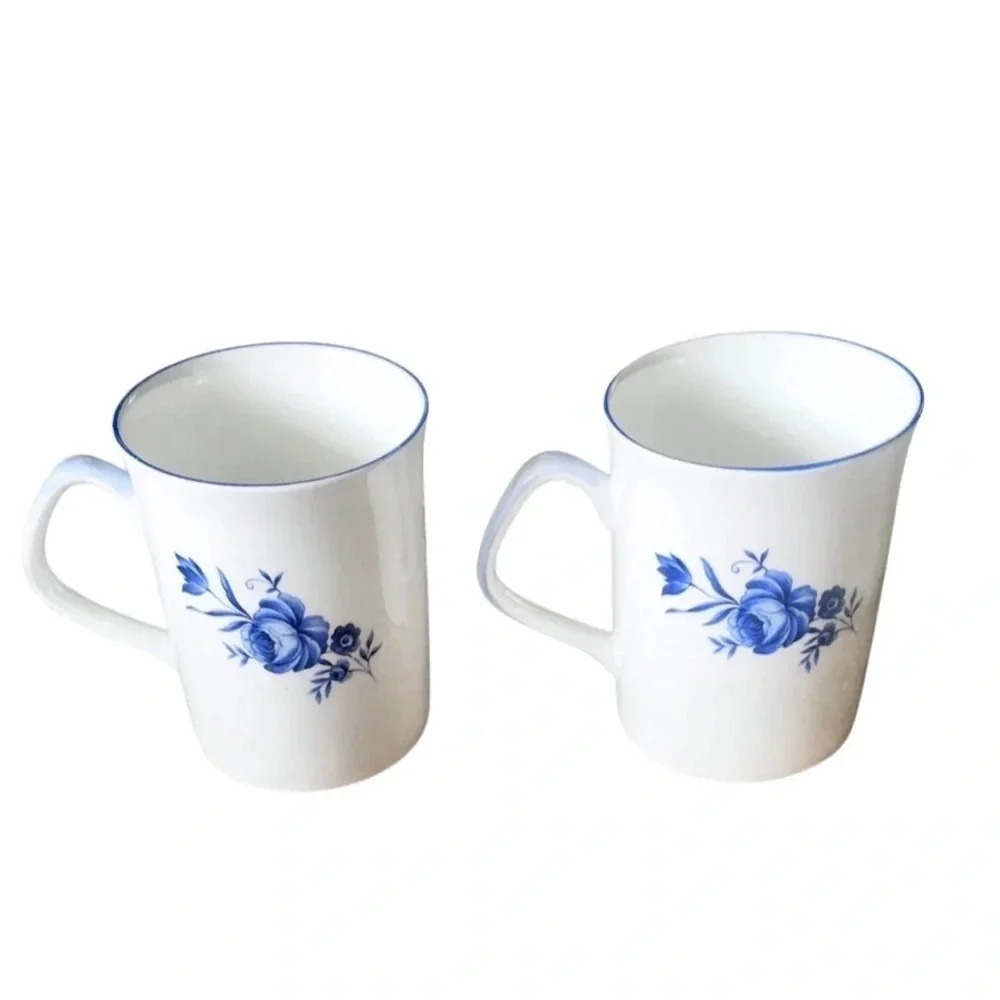 Set of 2 Royal Crest Floral Bone China Mugs - Picture 2 of 4